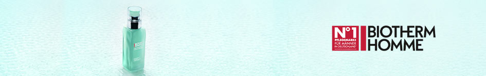 Werbung für Biotherm Homme. Eine türkisfarbene Flasche steht auf einer nassen, strukturierten Oberfläche. Rechts daneben ein rotes Siegel mit der Aufschrift 'No. 1 Pflegemarke für Männer in Deutschland' und das Biotherm Homme Logo in Schwarz.