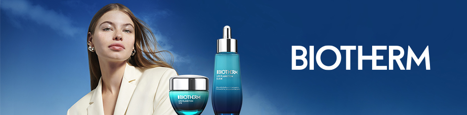Werbung für Biotherm Life Plankton Produkte. Links eine Frau mit hellem Teint, langen Haaren und beigem Blazer vor blauem Himmel. Daneben zwei Produkte: ein Tiegel und ein Serum-Flakon in Blau. Rechts im Bild das Biotherm-Logo auf dunkelblauem Hintergrund.