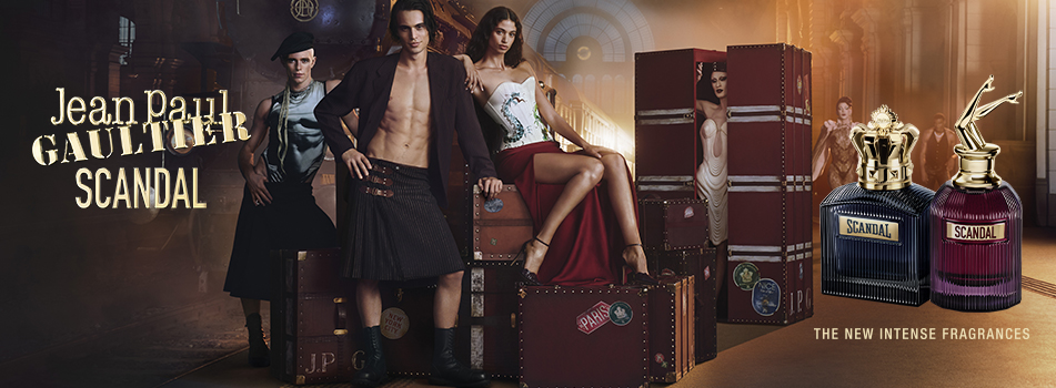 Jean Paul Gaultier Scandal Werbekampagne mit stilvollen Models in luxuriöser Umgebung, umgeben von Koffern, mit den neuen intensiven Parfums für Männer und Frauen.